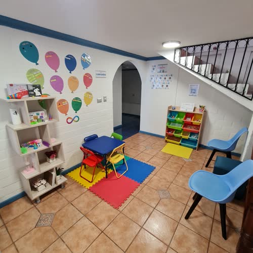 Sala de terapia con material sensorial